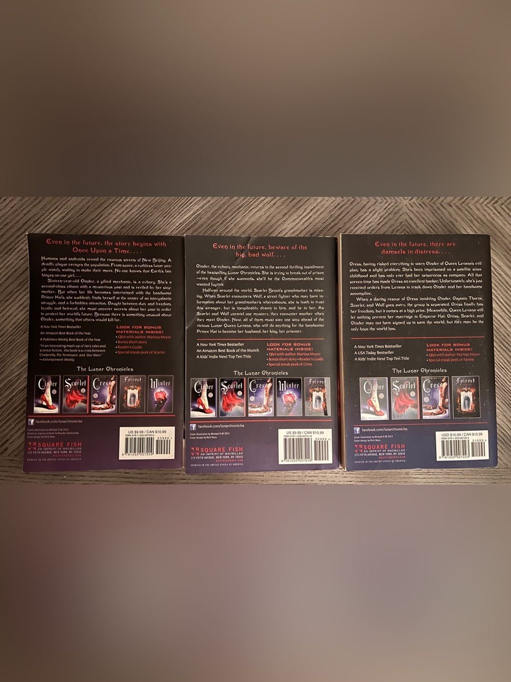 Lunar Chronicles - Cinder, Scarlet & Cress Marissa Meyer Books - Picture 2 of 2